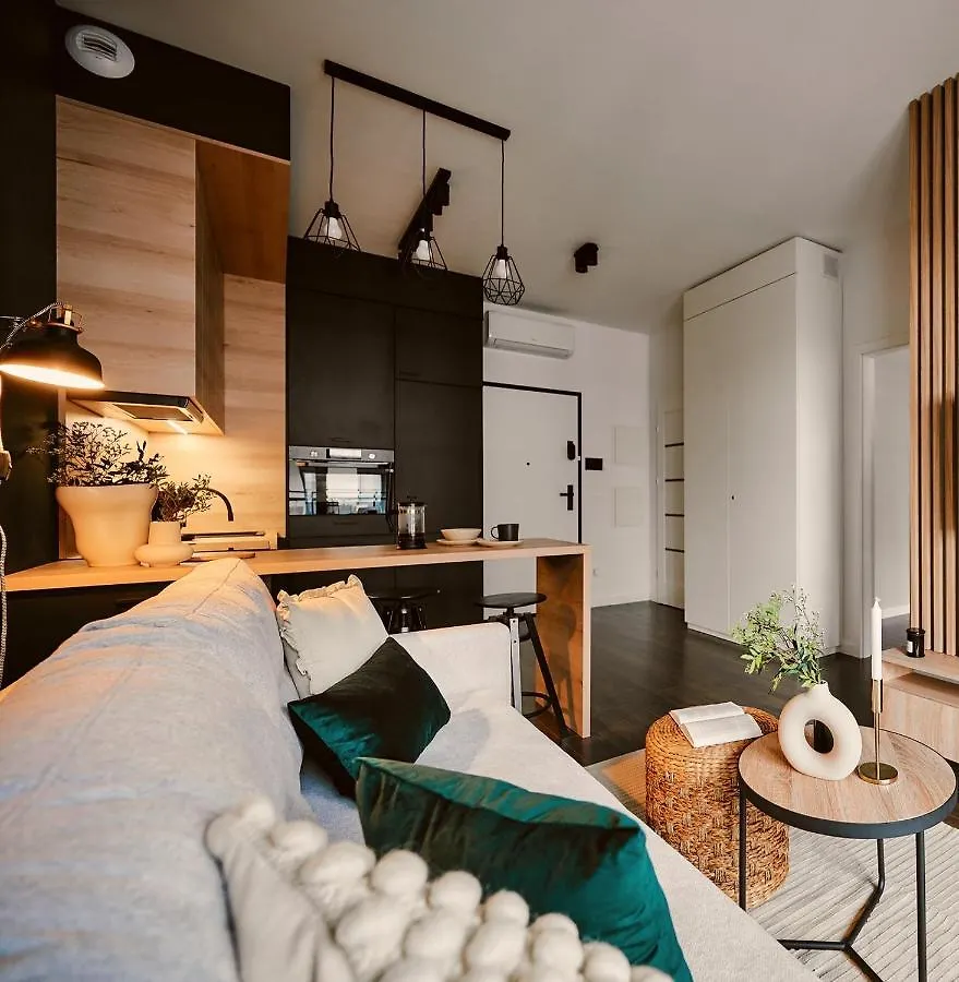 Przytulny Apartament Greenwall Krakow Apartment